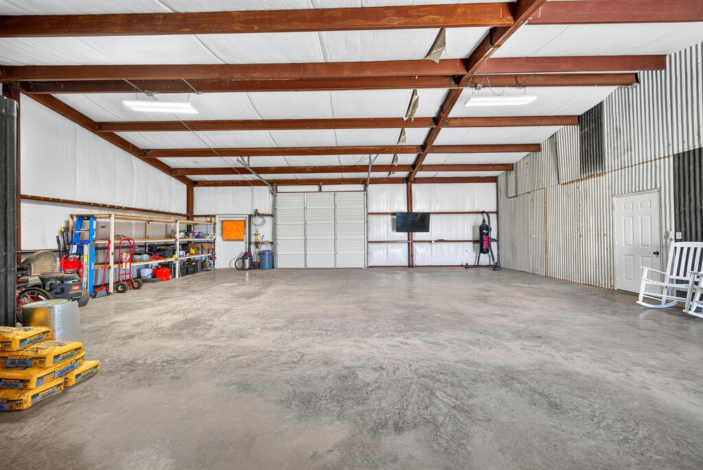 12107 E County Rd 89
