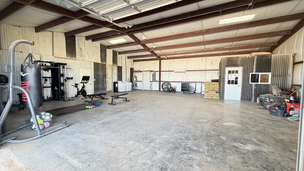 12107 E County Rd 89