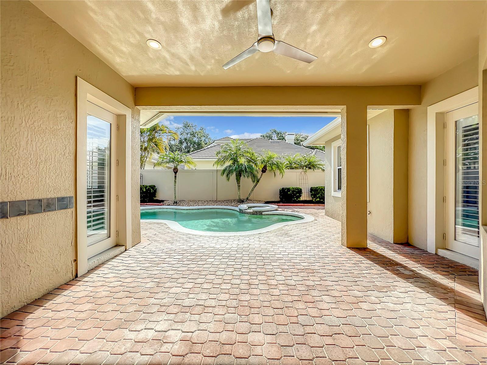 10531 HOLLY CREST DRIVE