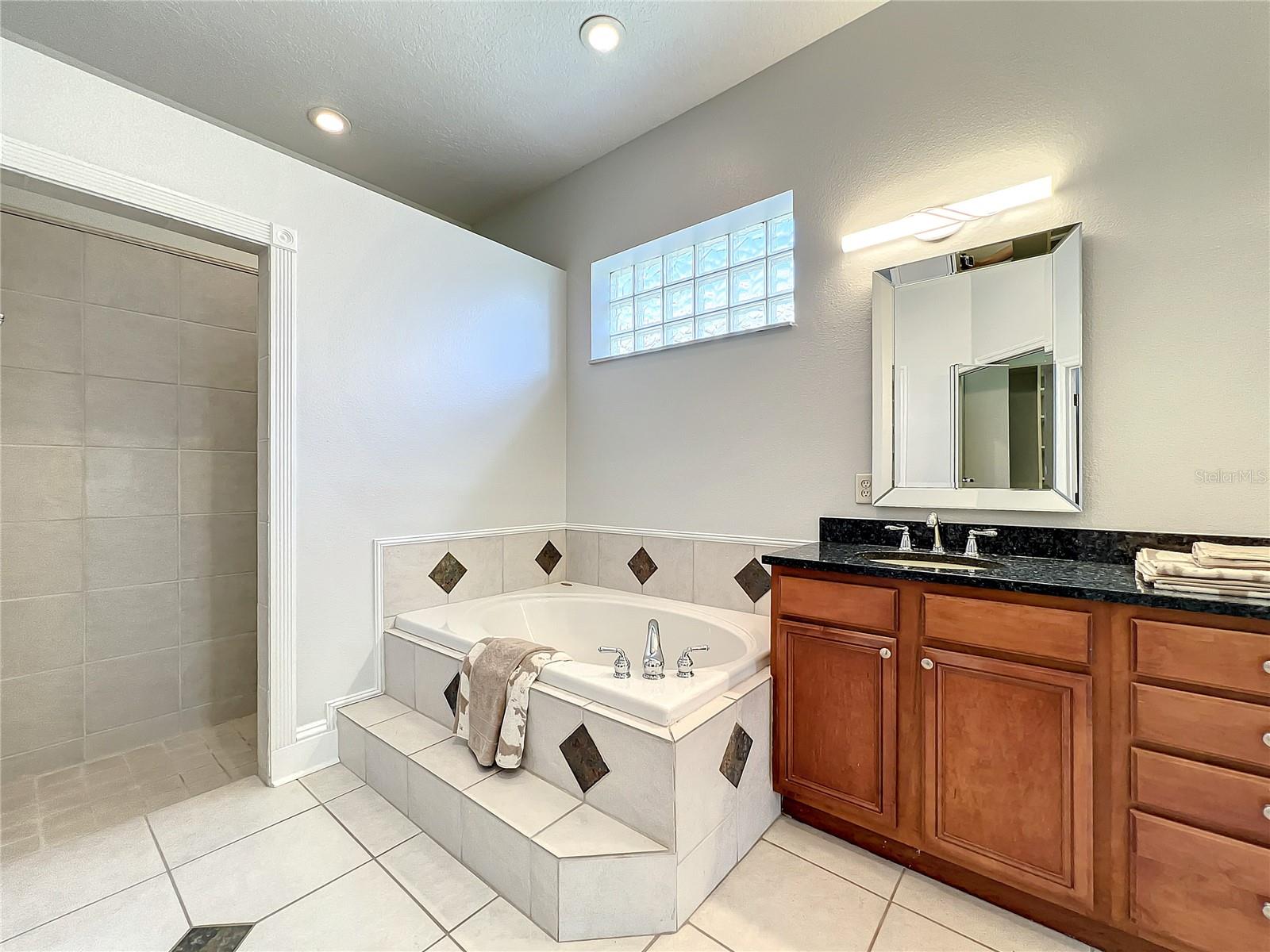 10531 HOLLY CREST DRIVE