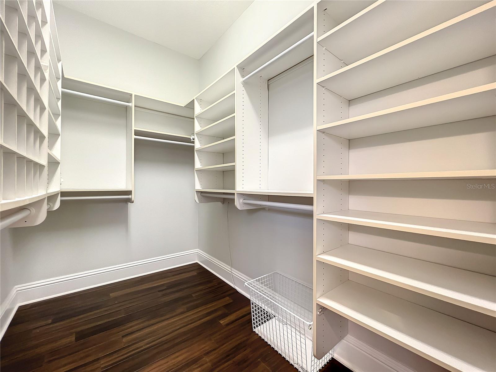 10531 HOLLY CREST DRIVE