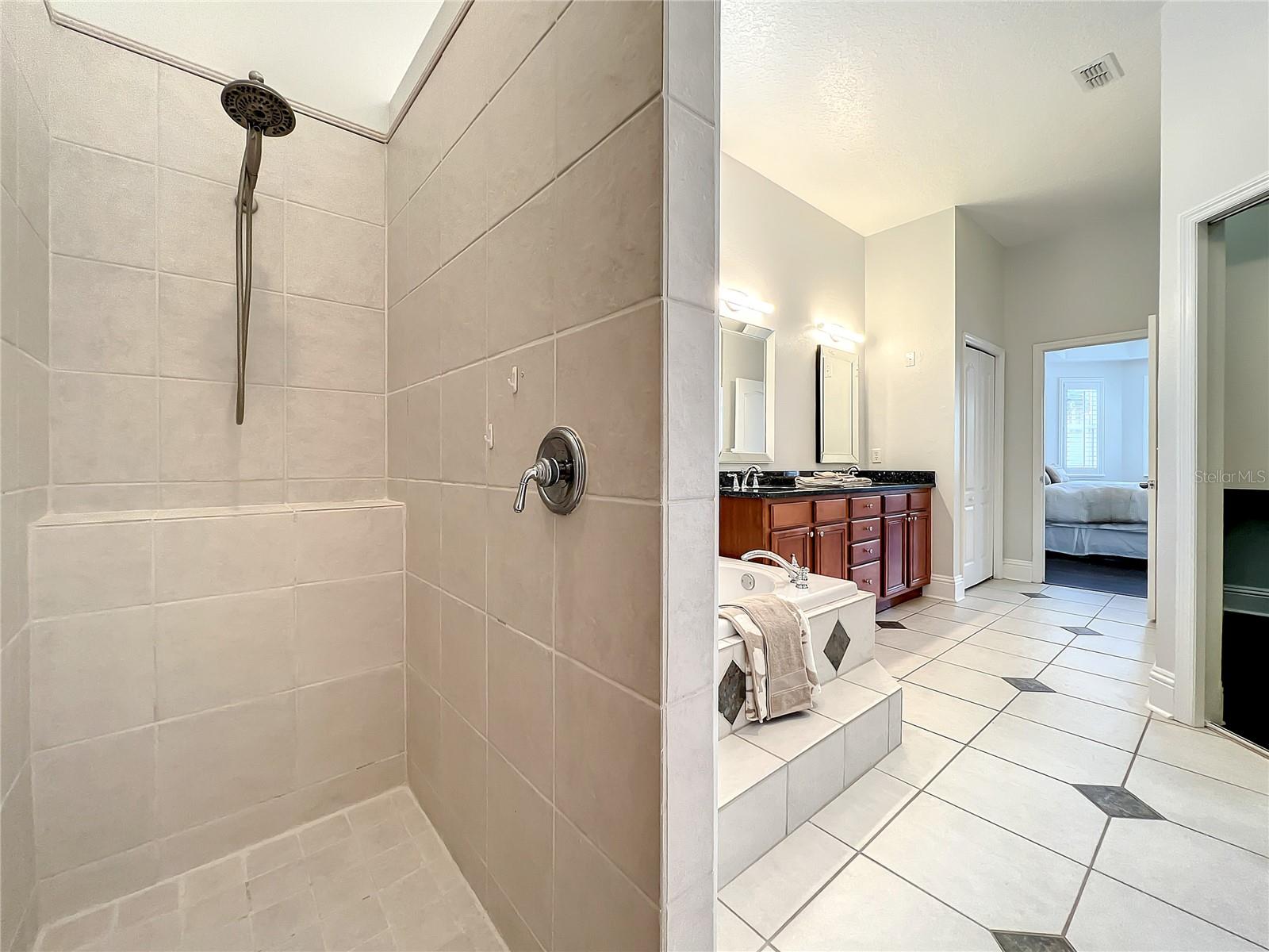 10531 HOLLY CREST DRIVE