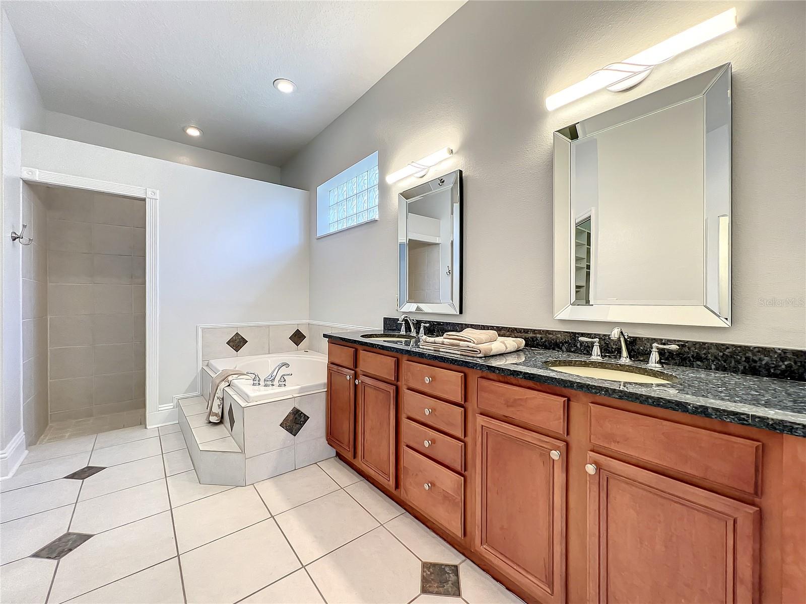 10531 HOLLY CREST DRIVE