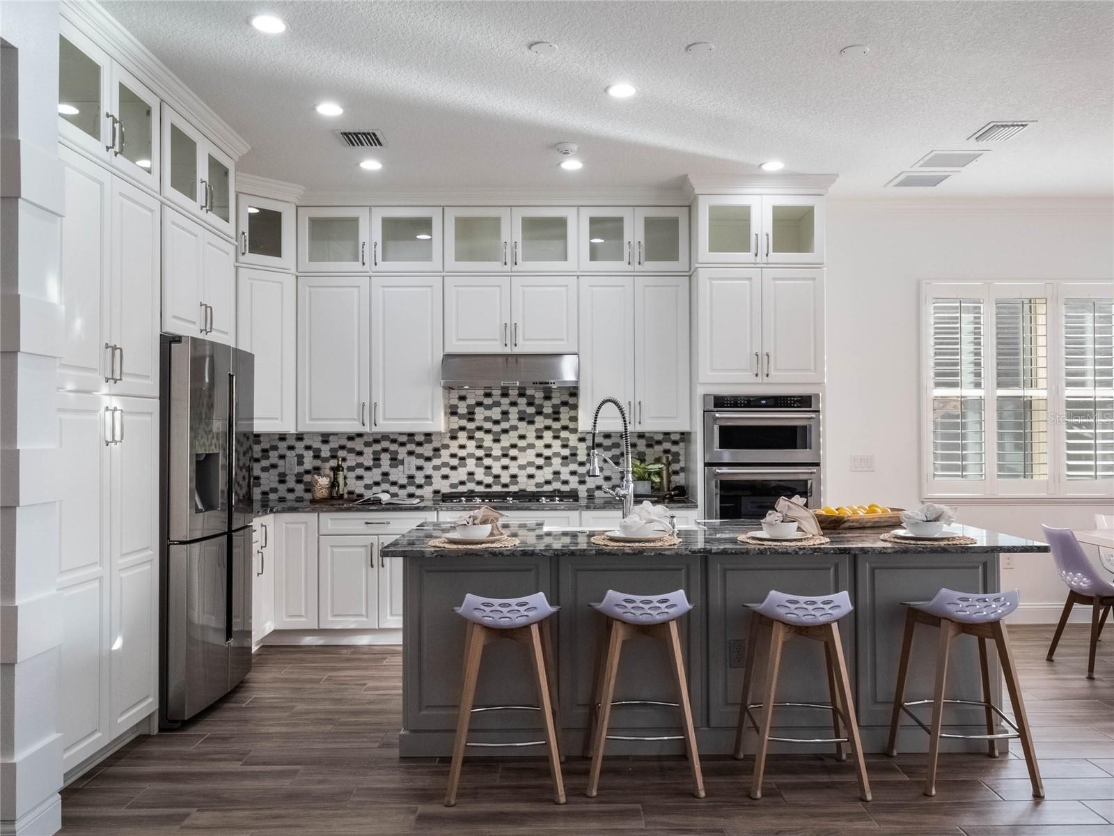 10564 ROYAL CYPRESS WAY
