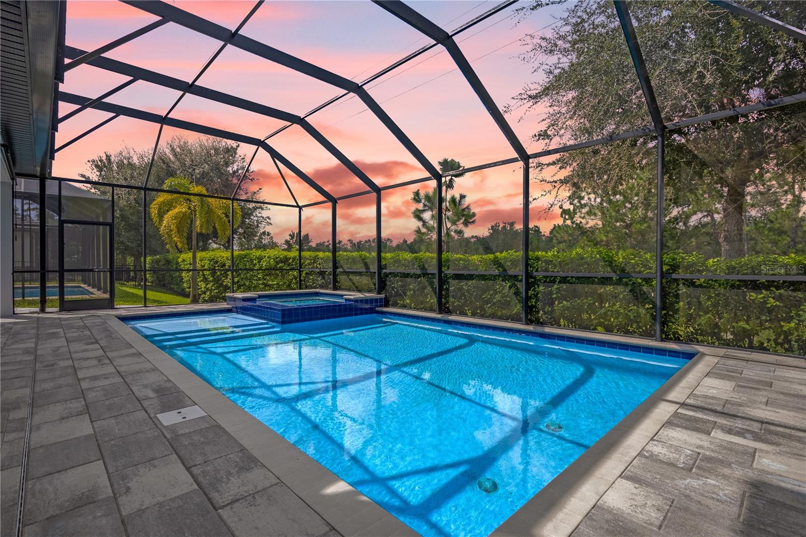 10564 ROYAL CYPRESS WAY