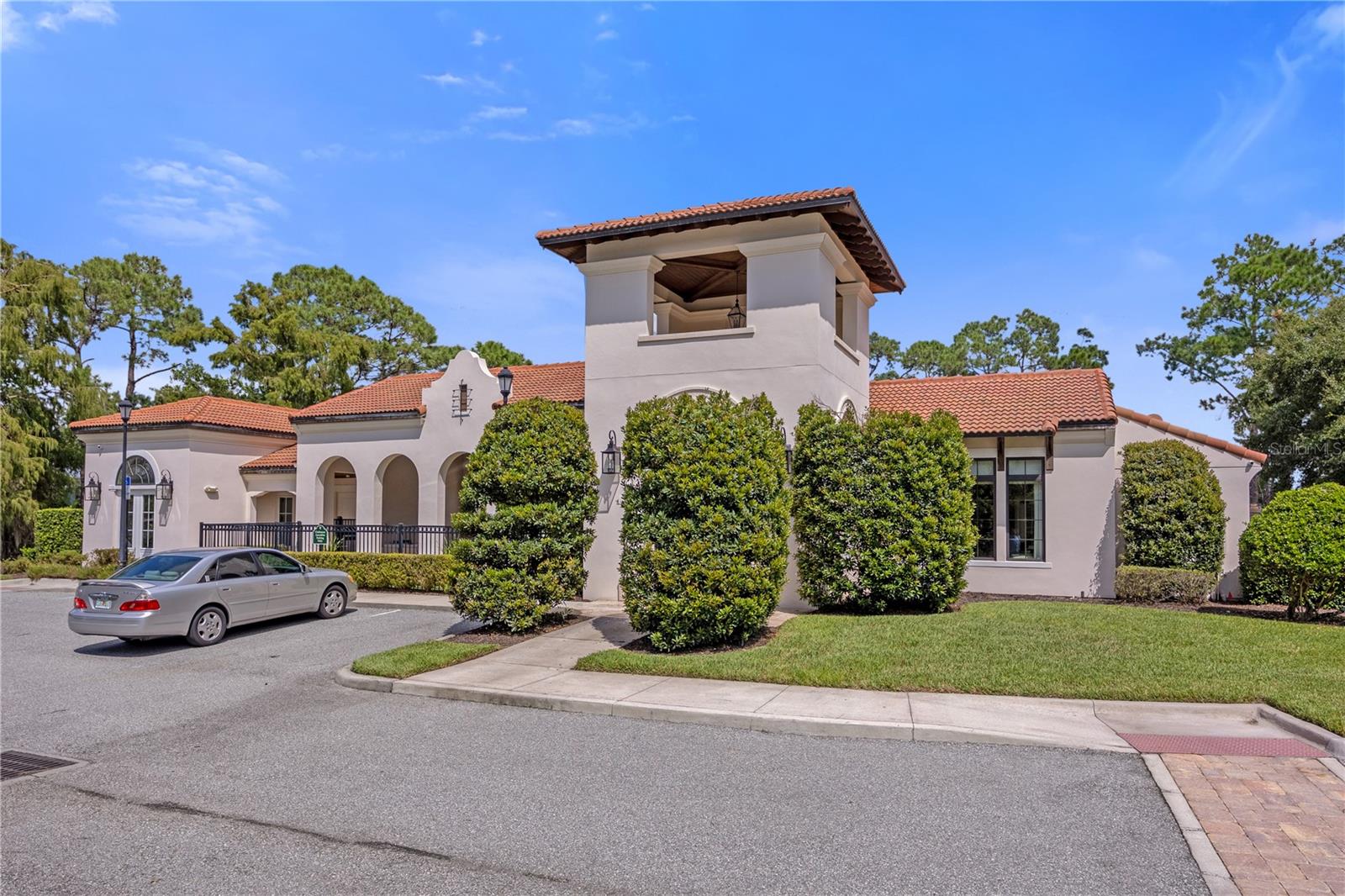 10564 ROYAL CYPRESS WAY