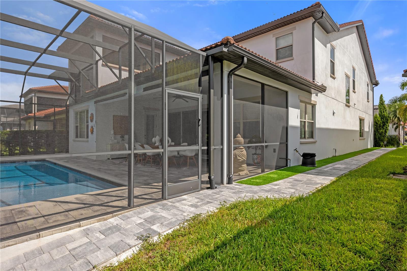 10564 ROYAL CYPRESS WAY