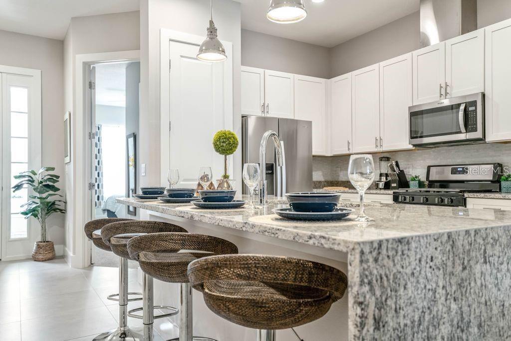 7593 SUNNY DREAMS LN