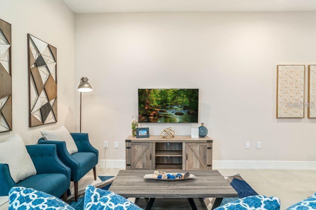 7593 SUNNY DREAMS LN