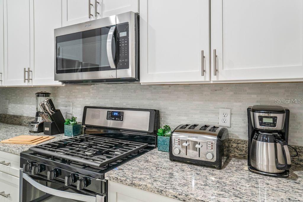 7593 SUNNY DREAMS LN