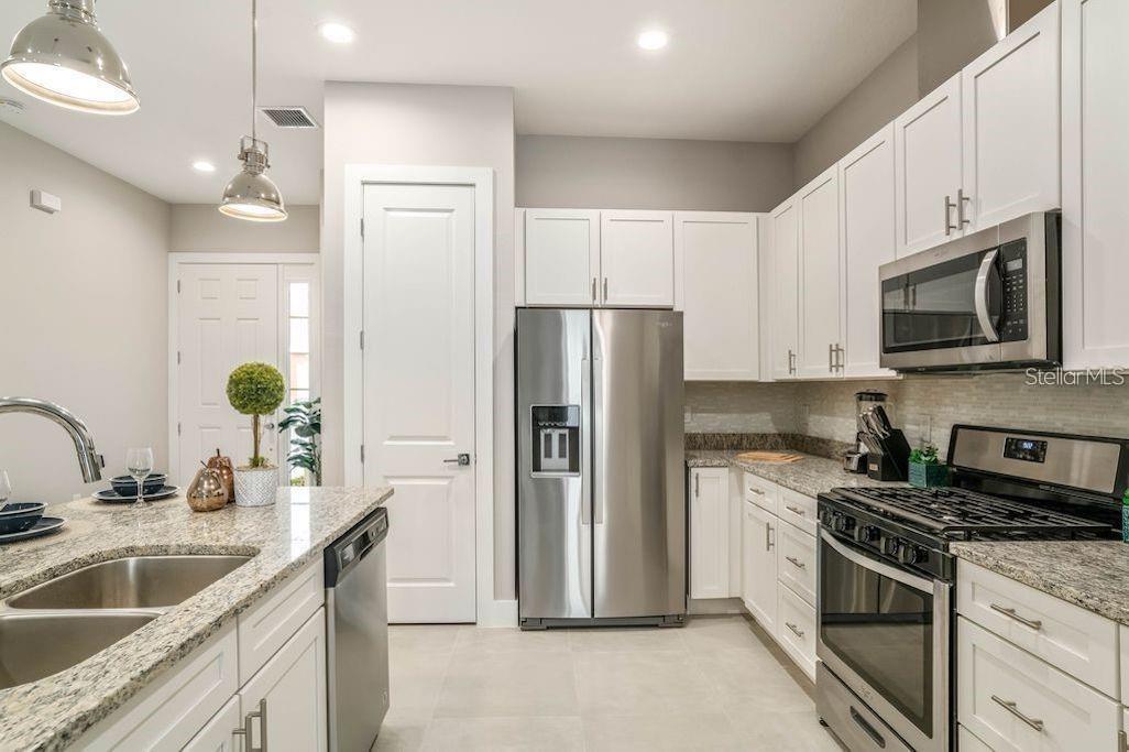 7593 SUNNY DREAMS LN