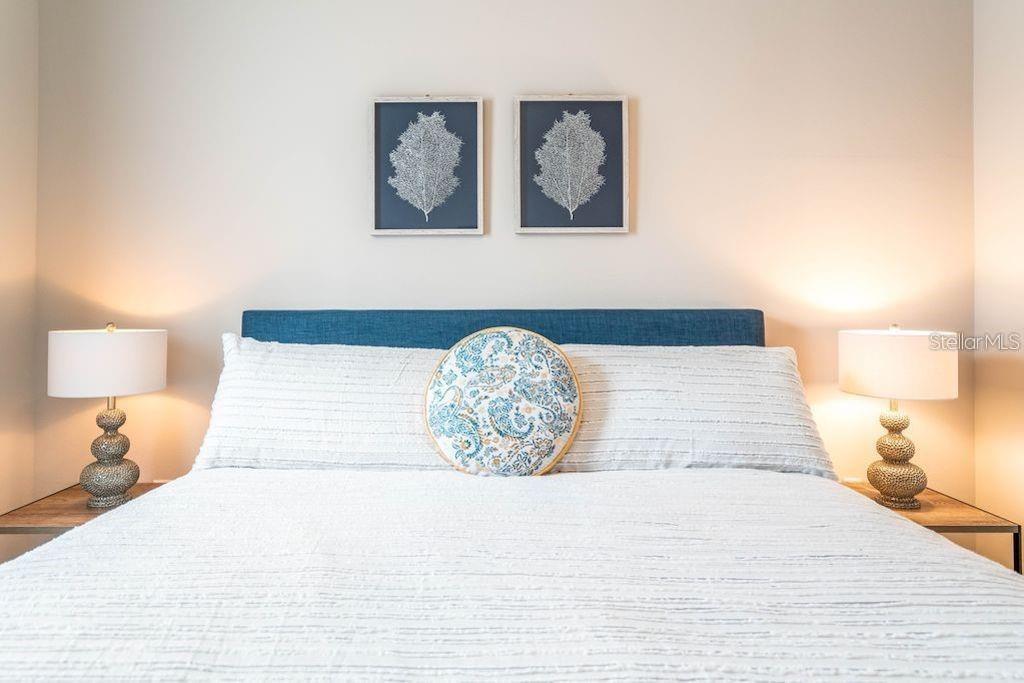 7593 SUNNY DREAMS LN