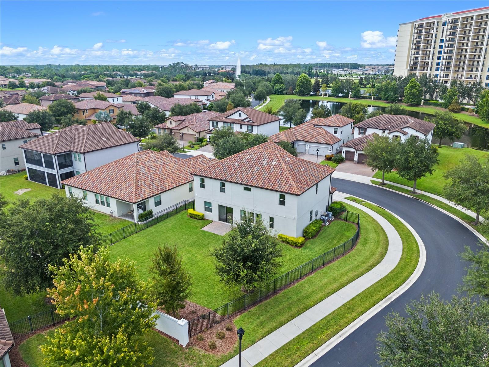 10748 CITRON OAKS DR