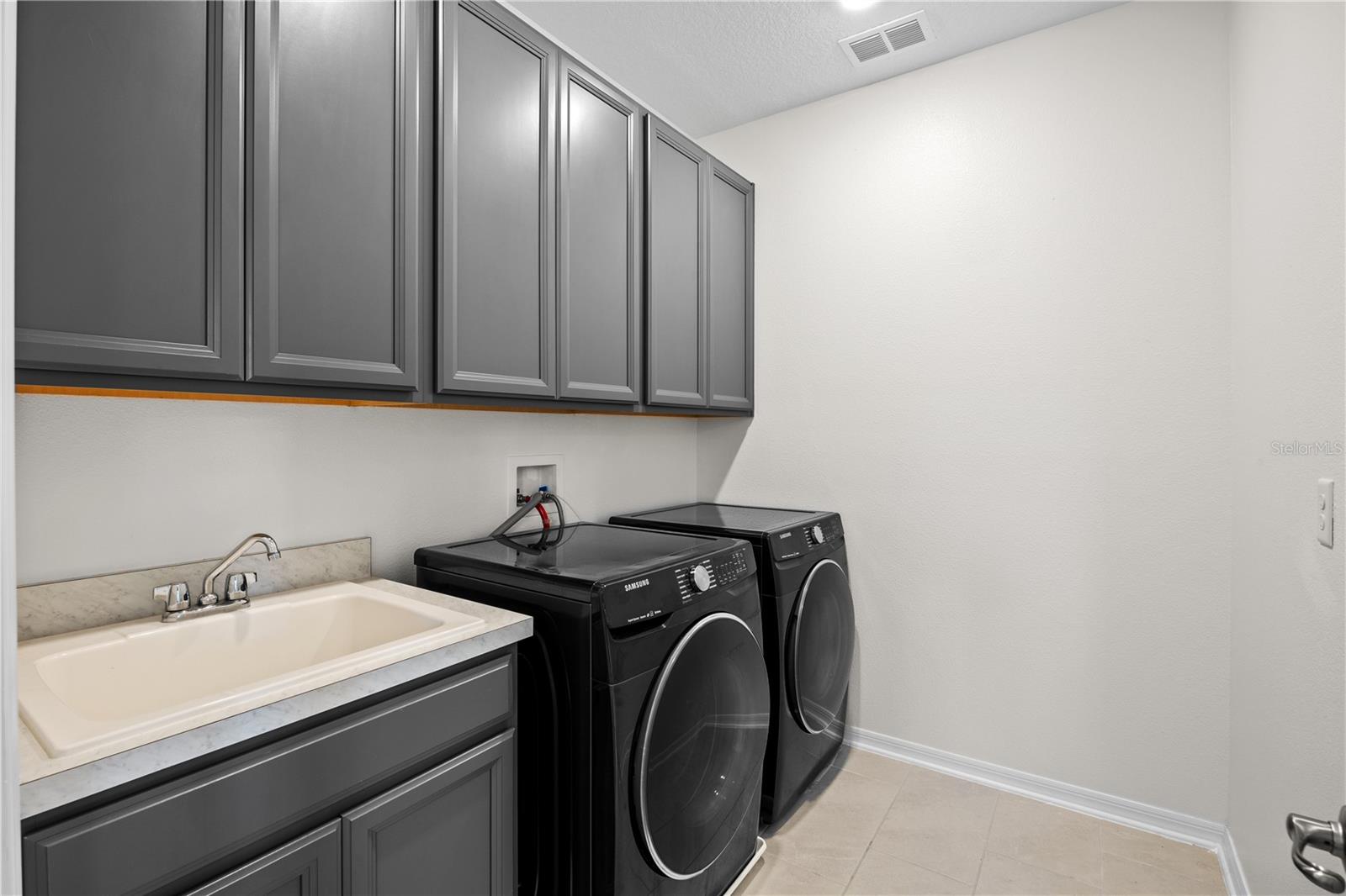 10748 CITRON OAKS DR