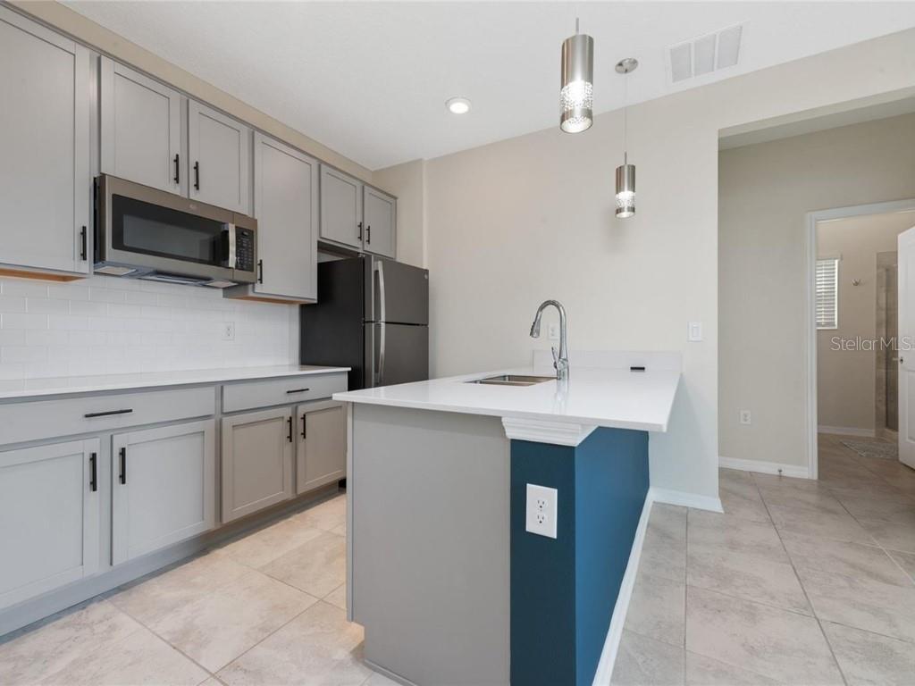 1852 ANCESTRY TRL #1