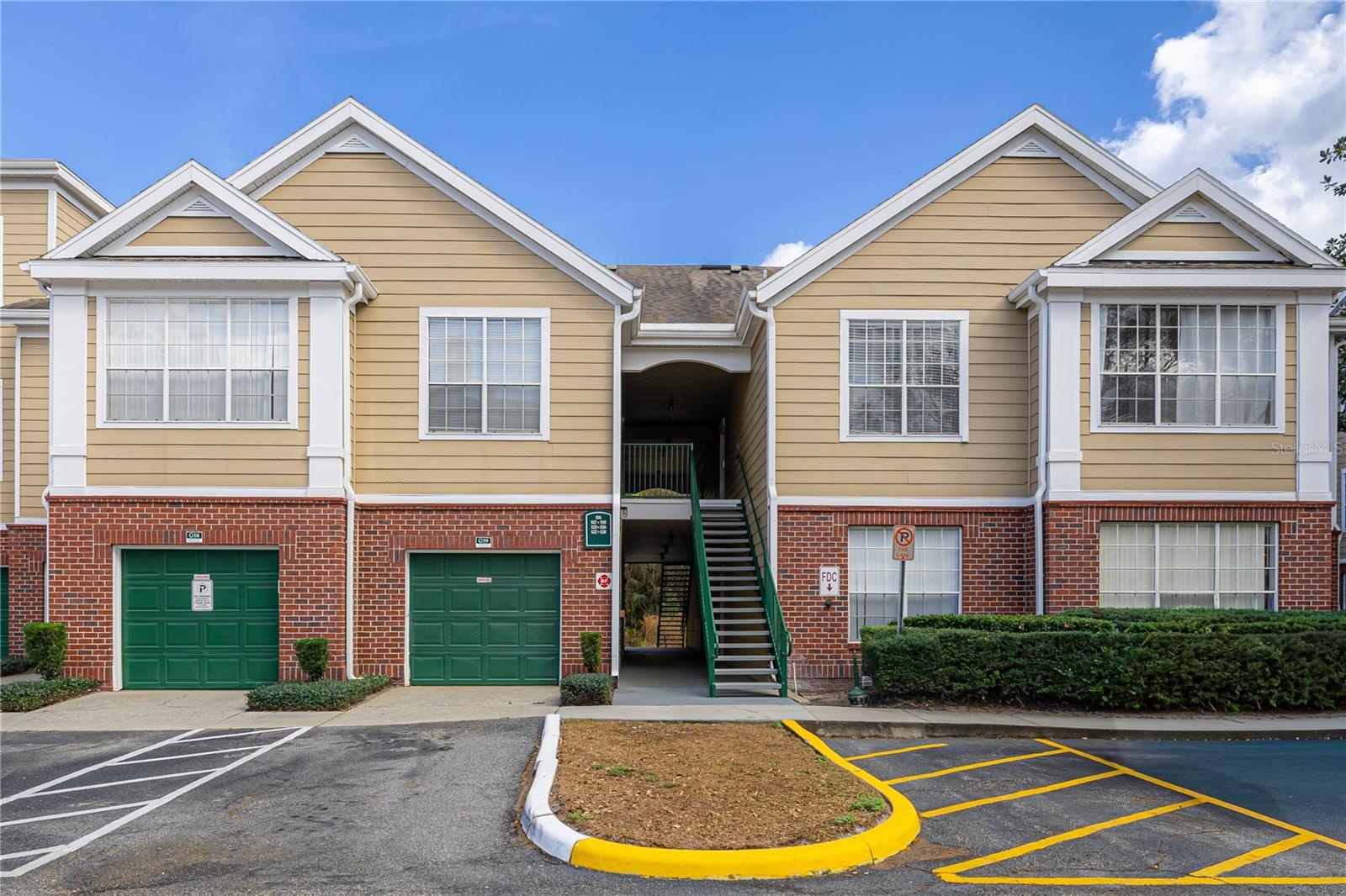 13037 MULBERRY PARK DR #517