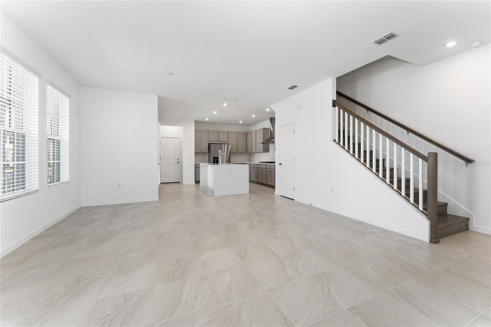 2426 CELEBRATION BLVD