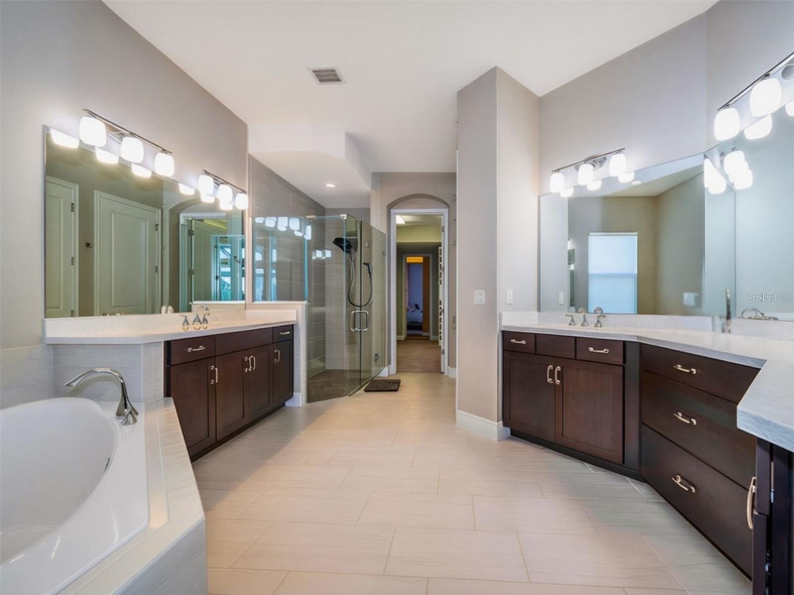 7654 BLUE QUAIL LN