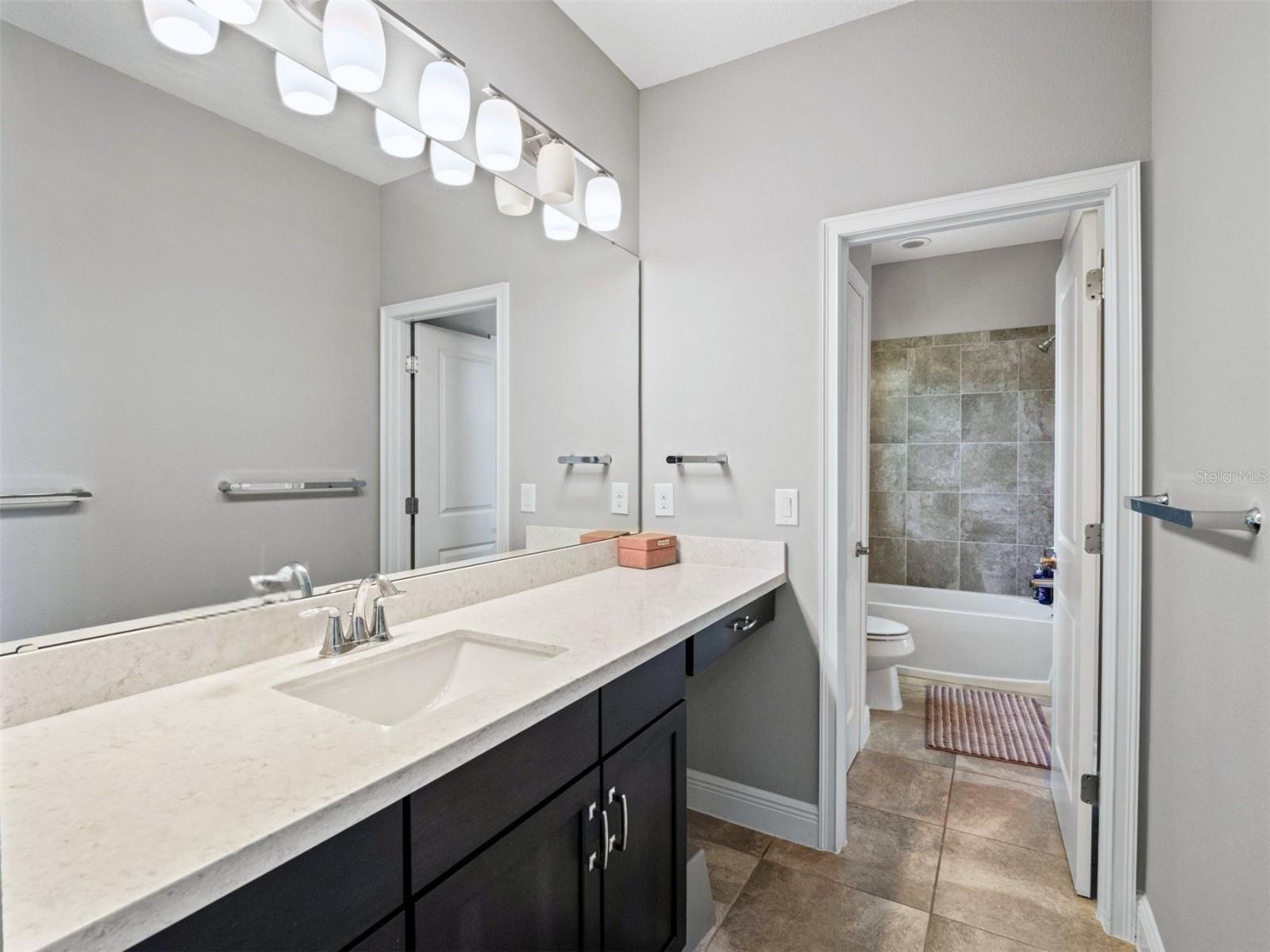 7654 BLUE QUAIL LN