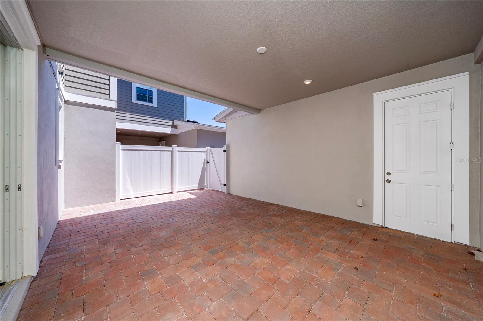 2414 CELEBRATION BLVD