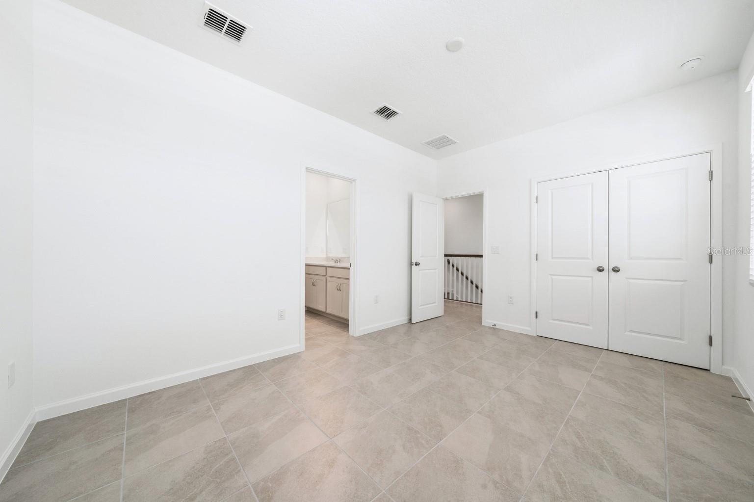 2414 CELEBRATION BLVD