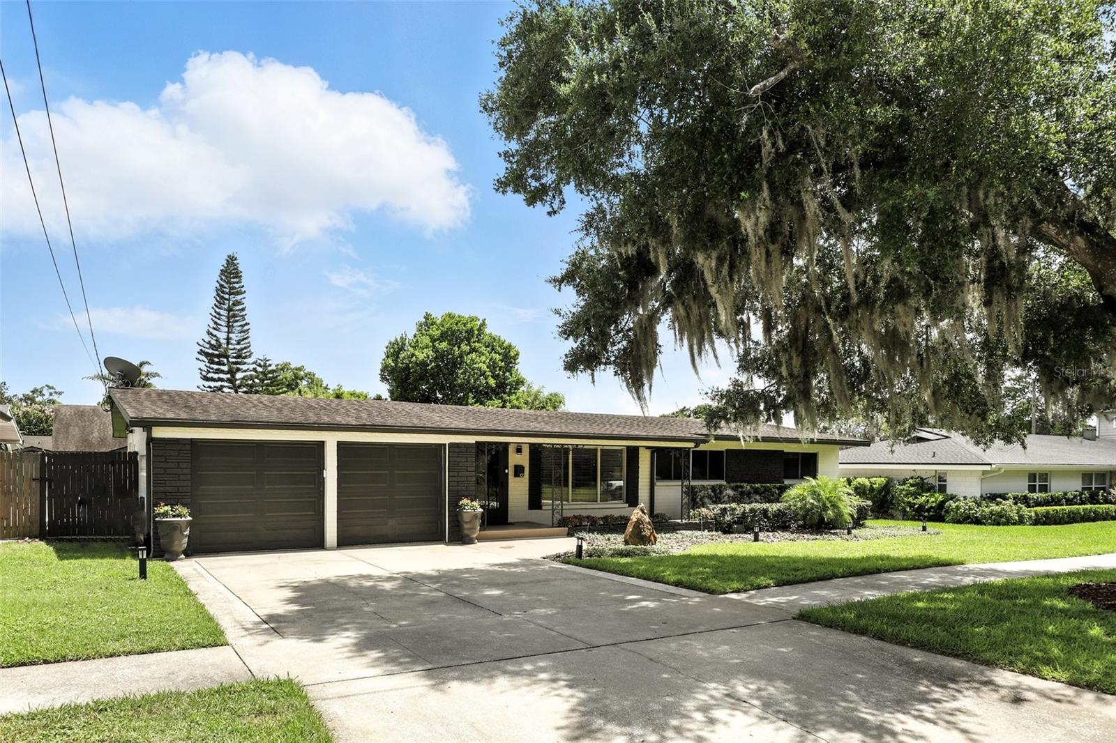 100 W NEW HAMPSHIRE ST