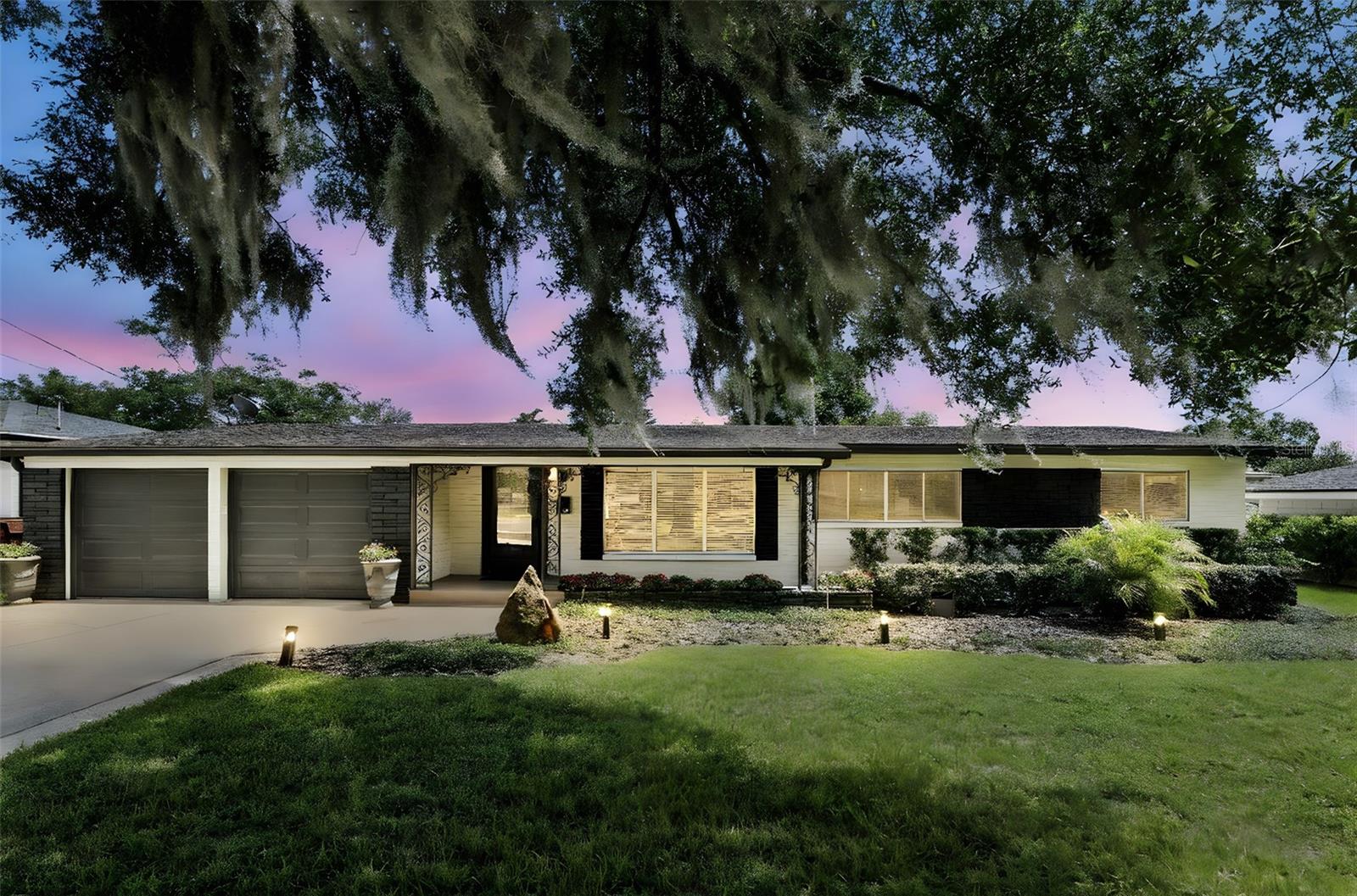 100 W NEW HAMPSHIRE ST