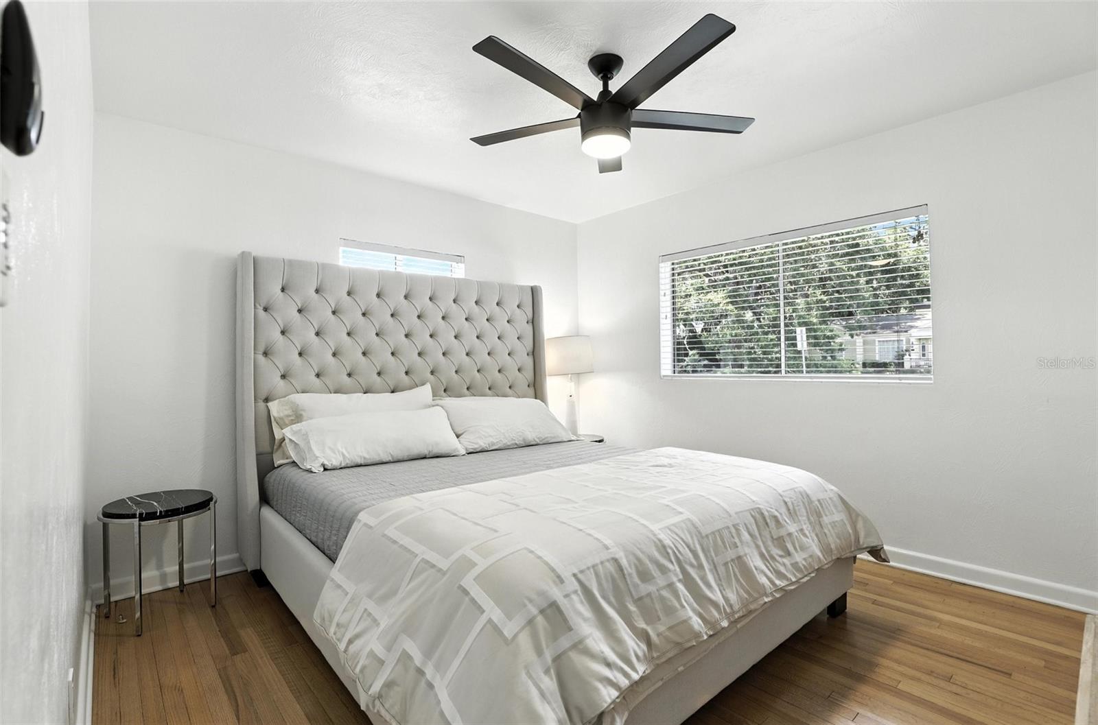 100 W NEW HAMPSHIRE ST