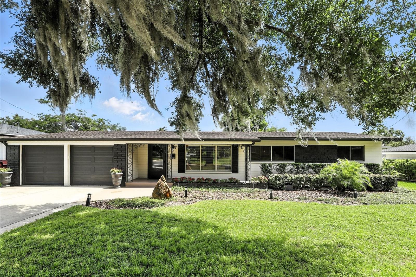 100 W NEW HAMPSHIRE ST