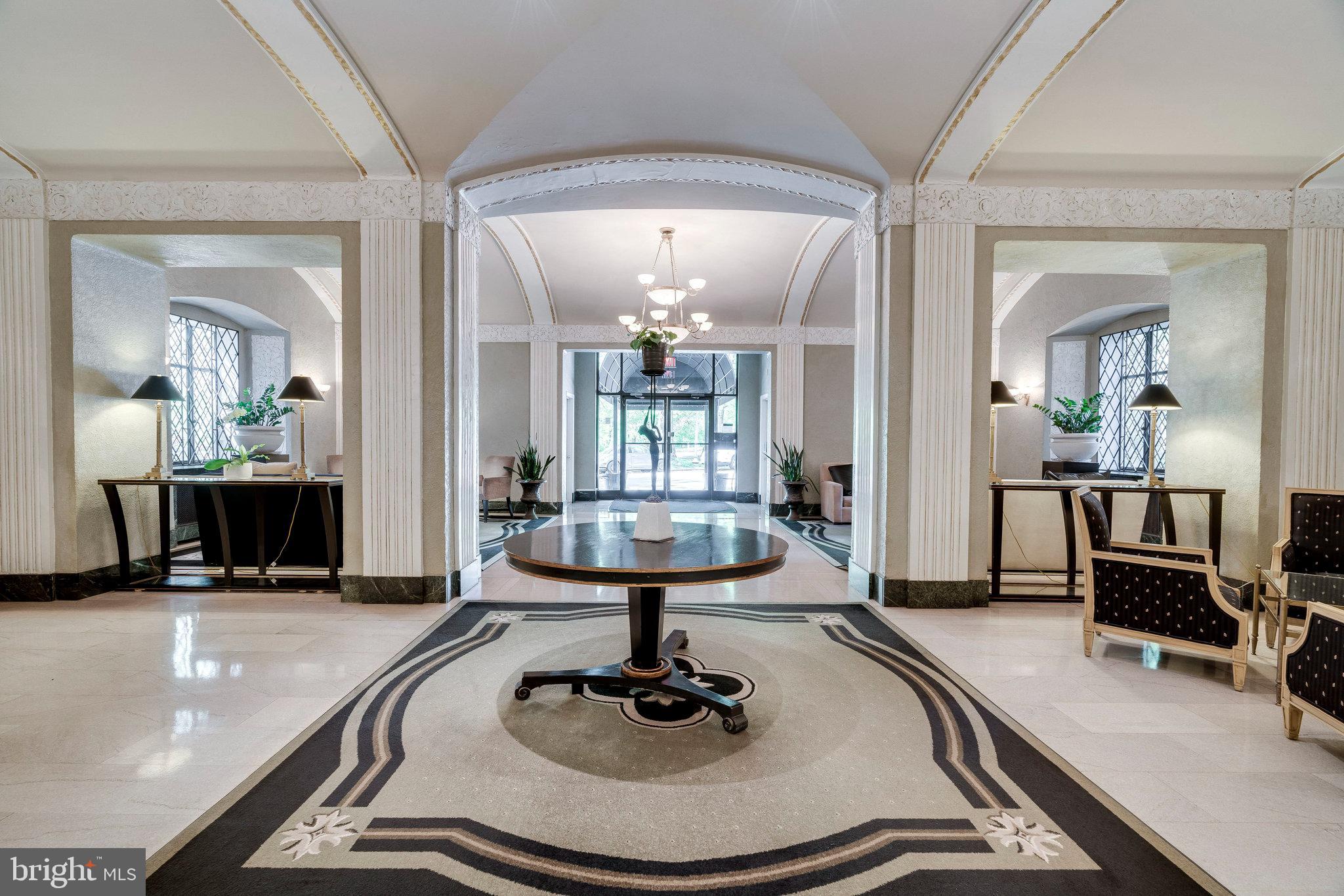 2032-2040 Belmont Rd NW #521