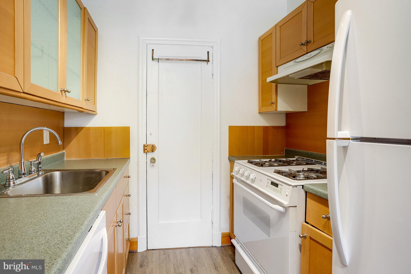2032-2040 Belmont Rd NW #521