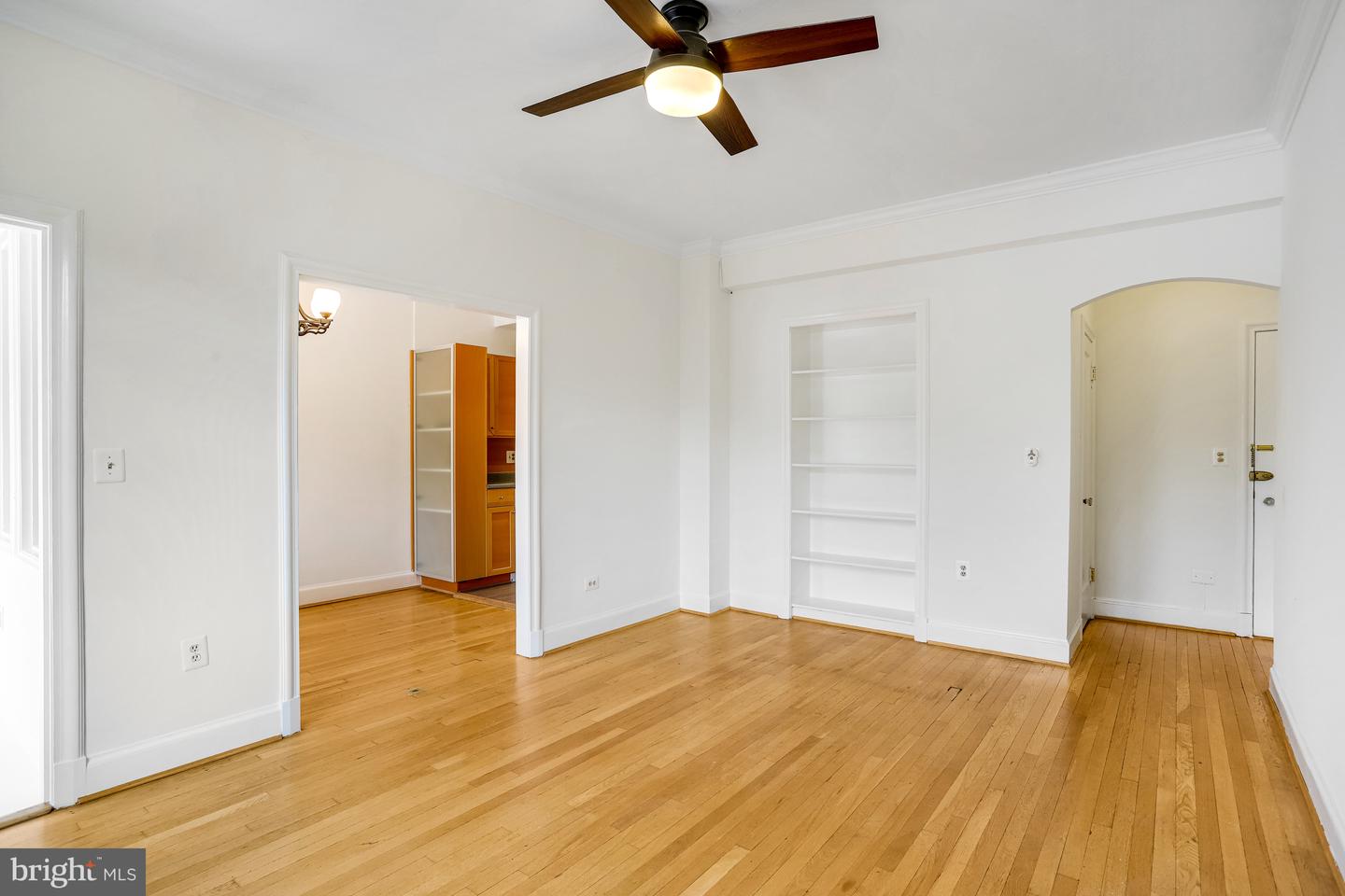2032-2040 Belmont Rd NW #521