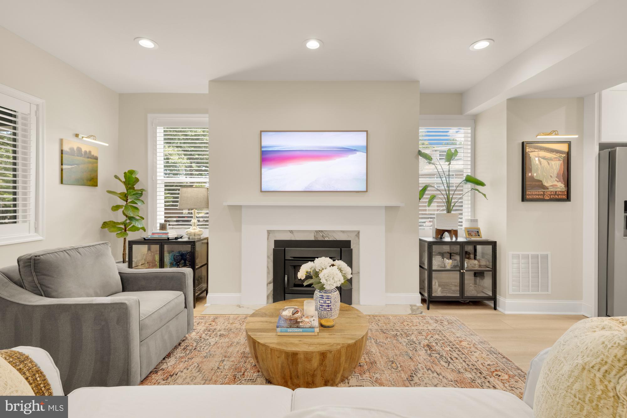 1217 TAYLOR STREET NE