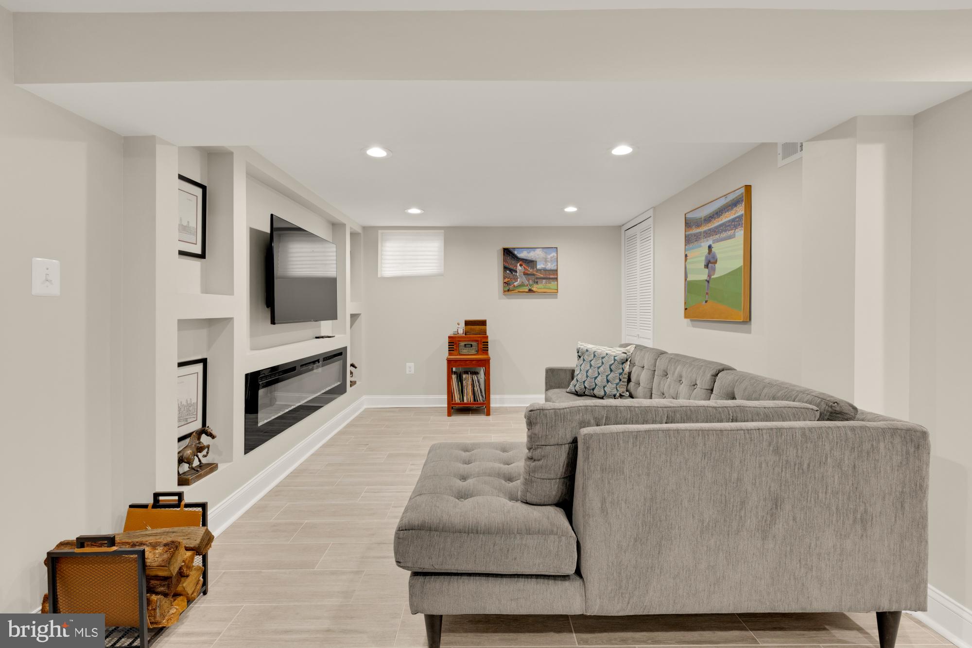 1217 TAYLOR STREET NE