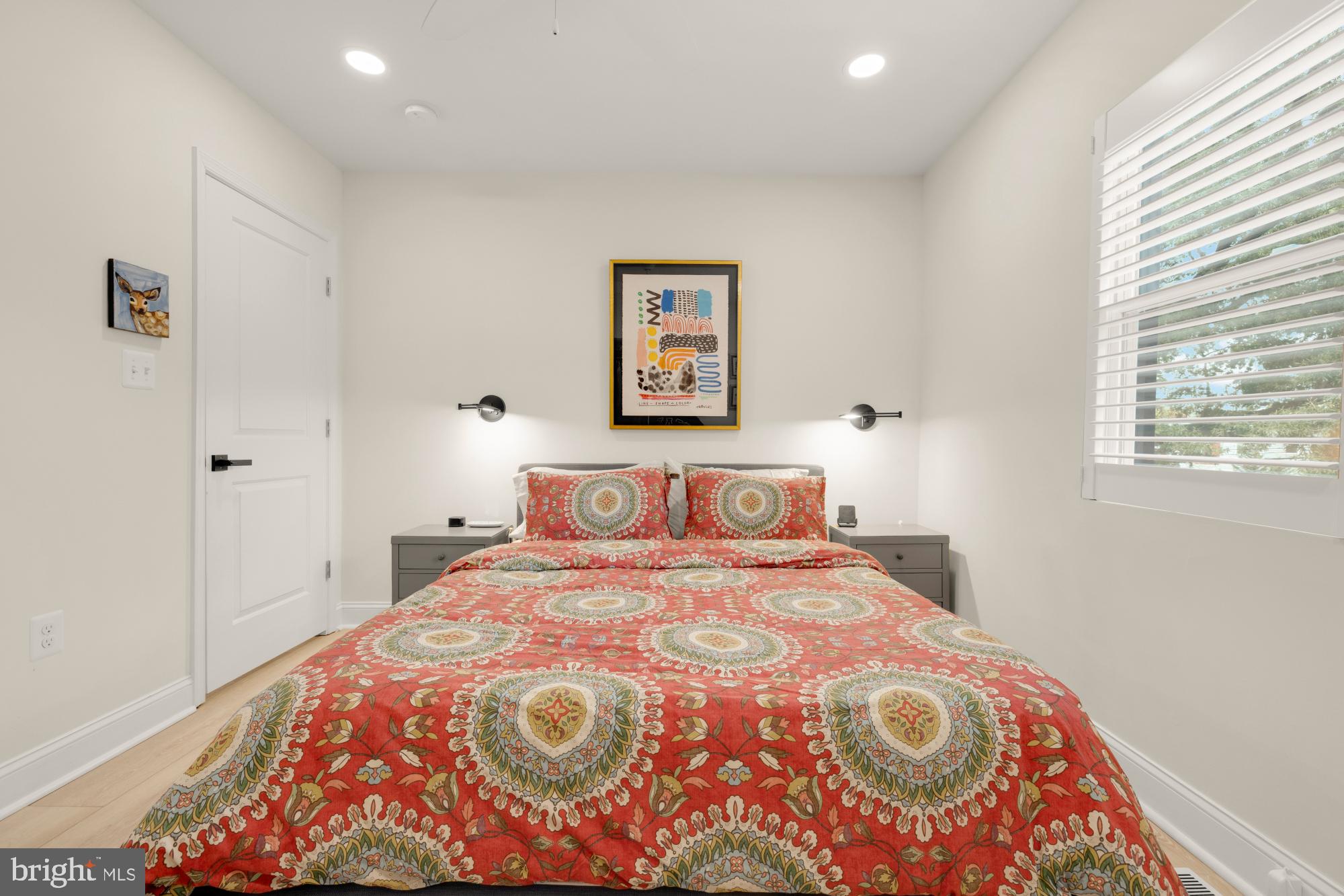 1217 TAYLOR STREET NE