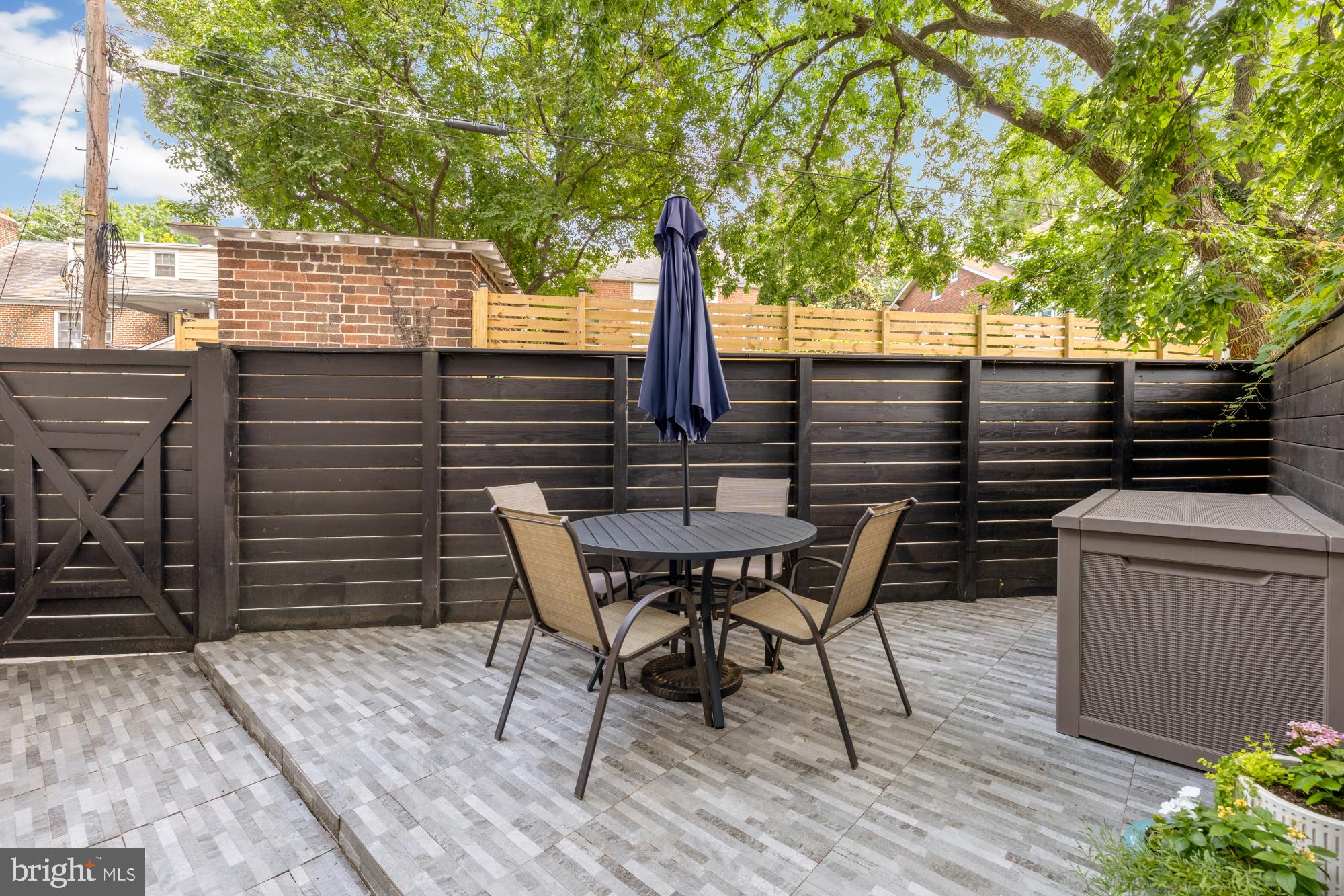 1217 TAYLOR STREET NE