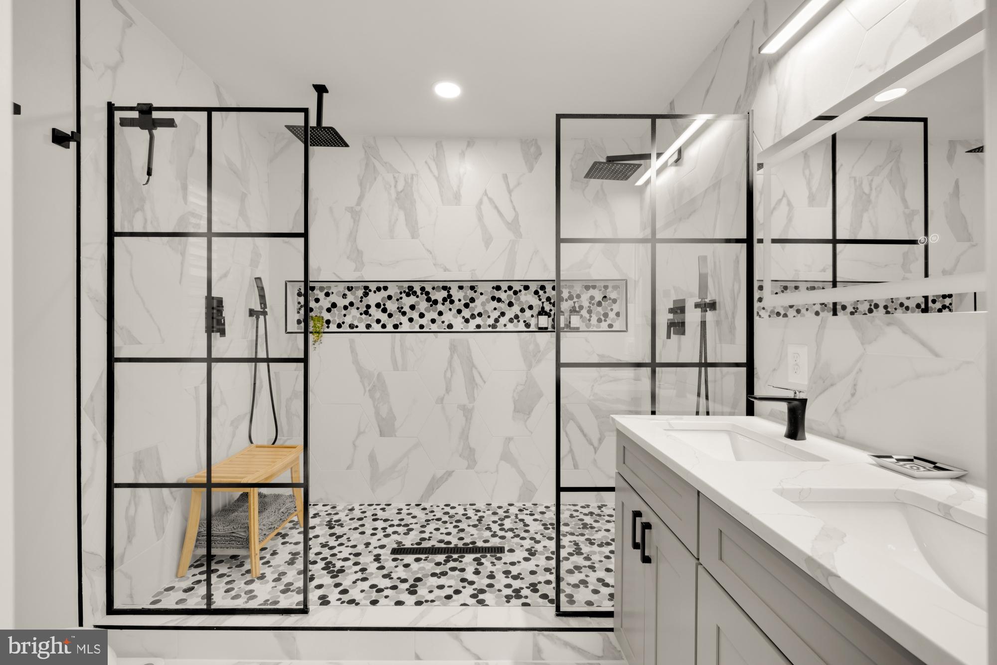 1217 TAYLOR STREET NE