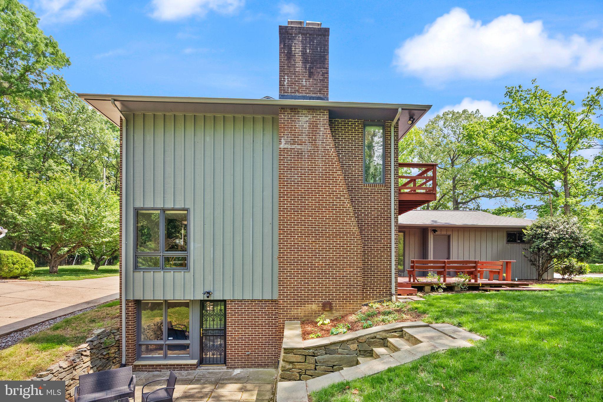 12205 Hazel Hill Cir