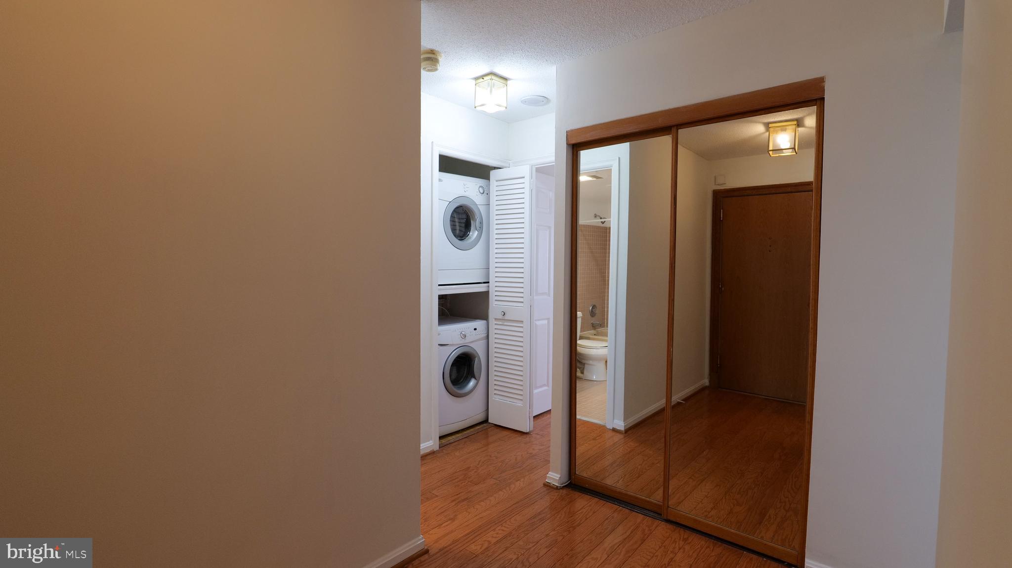1301 N COURTHOUSE RD #1104