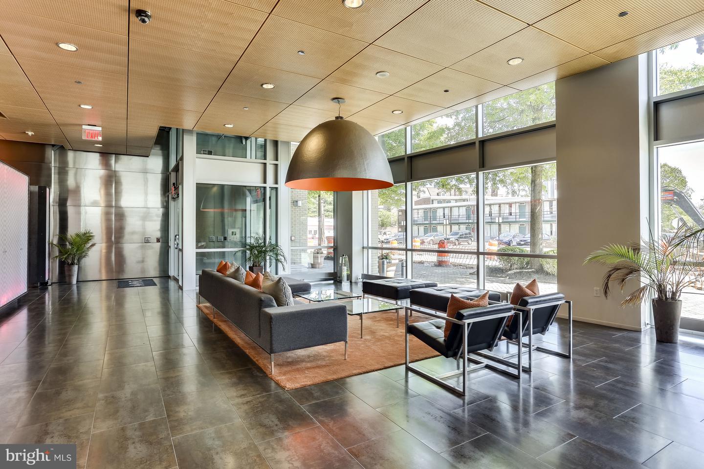 3409 Wilson Blvd #204
