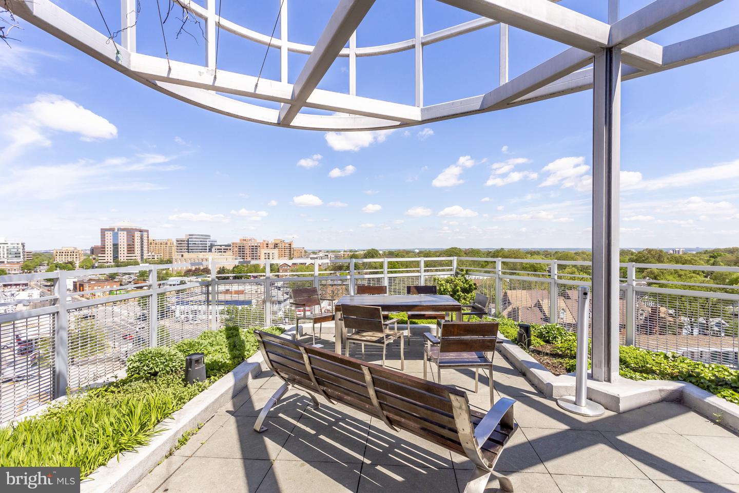 3409 Wilson Blvd #204