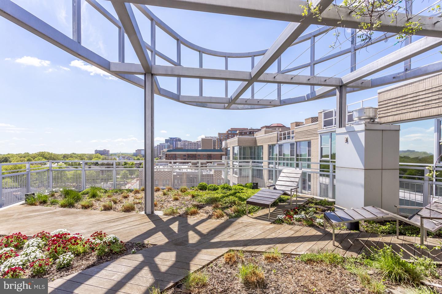 3409 Wilson Blvd #204