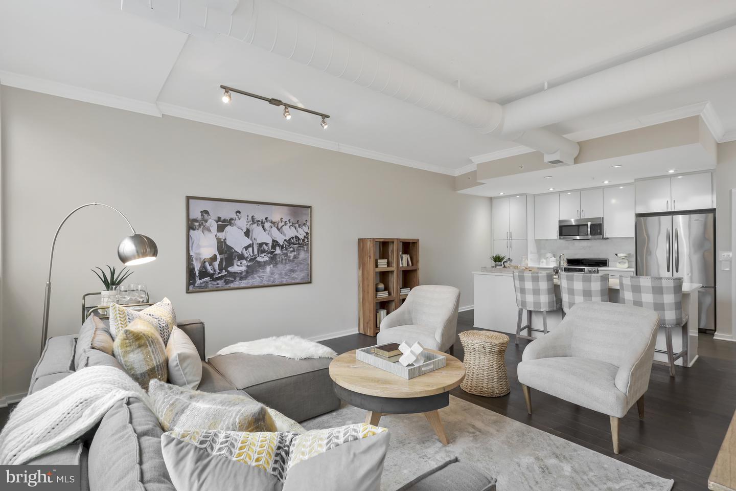 3409 Wilson Blvd #204