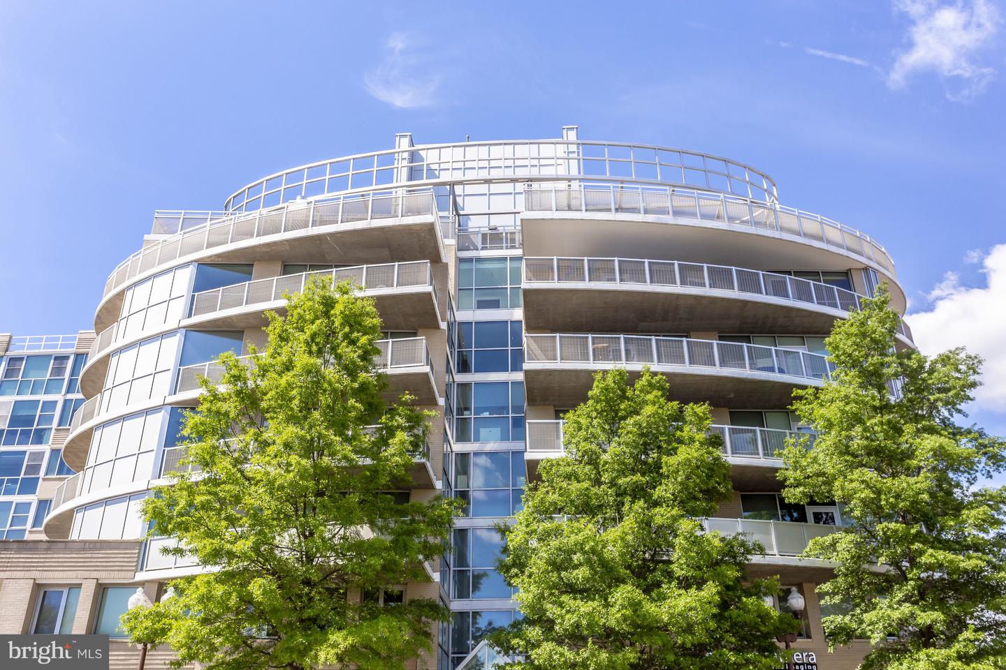 3409 Wilson Blvd #204
