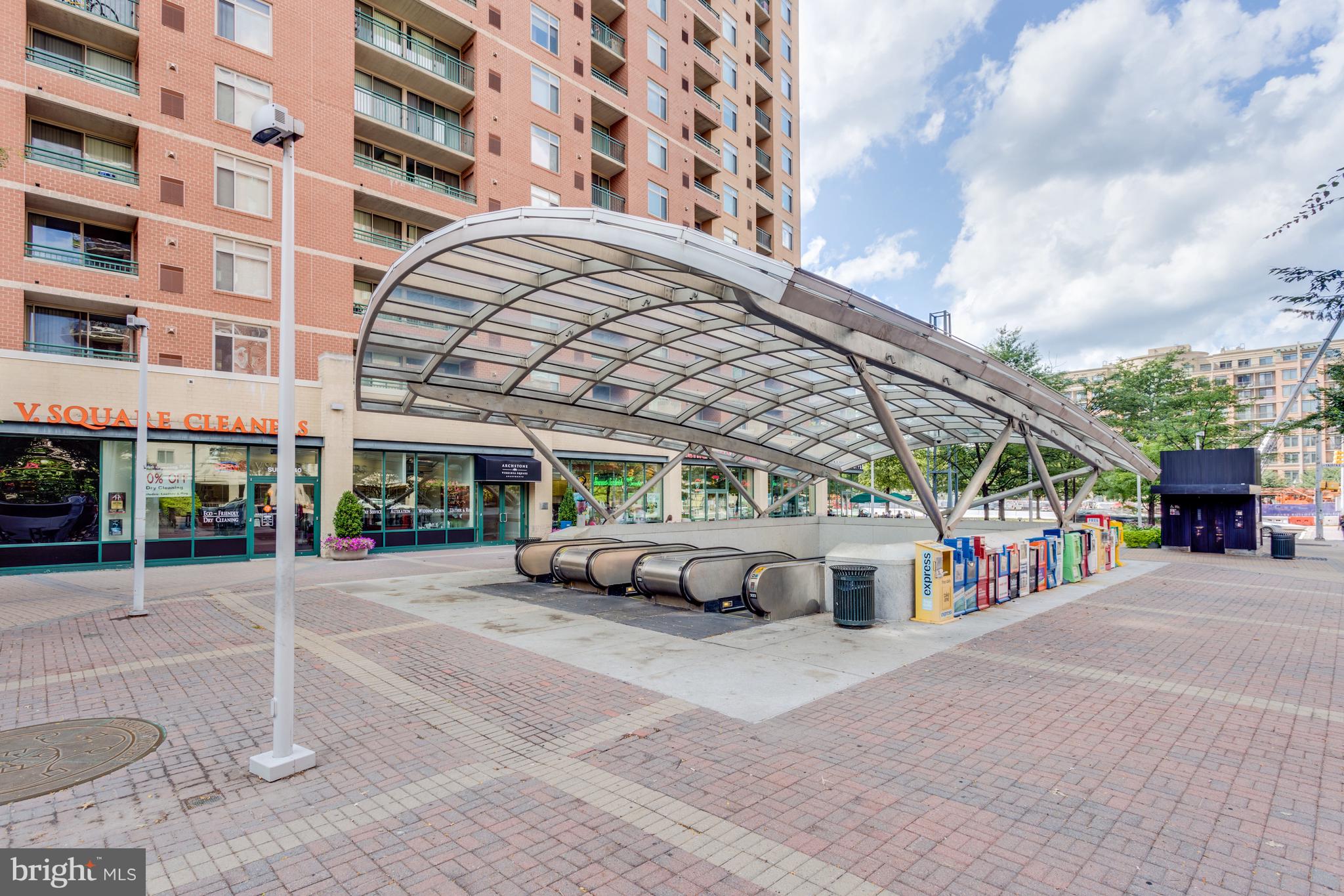 3409 Wilson Blvd #204
