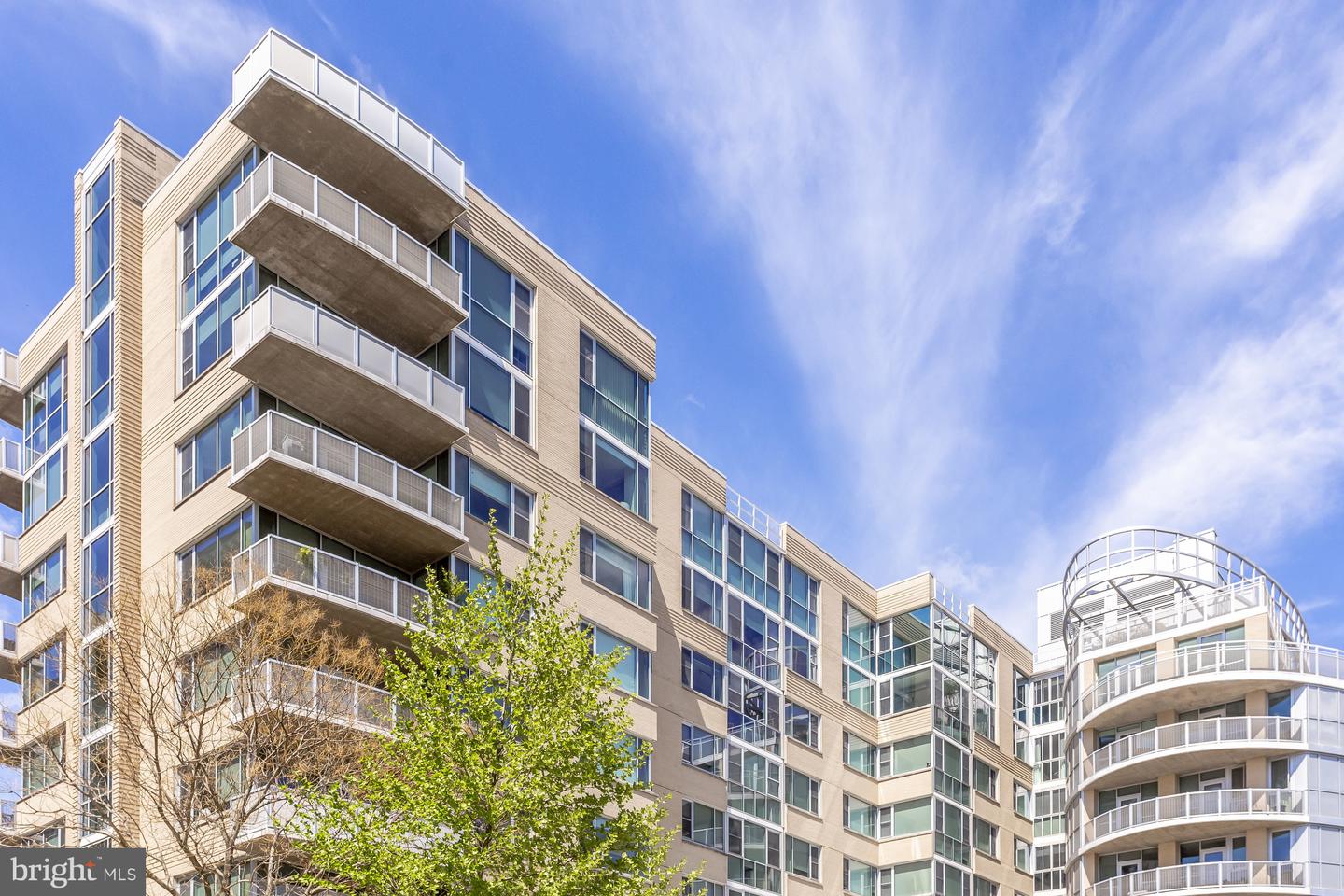 3409 Wilson Blvd #204