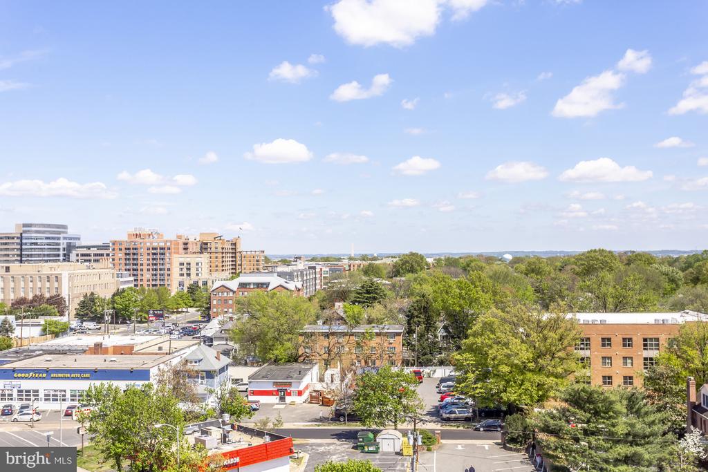 3409 Wilson Blvd #204