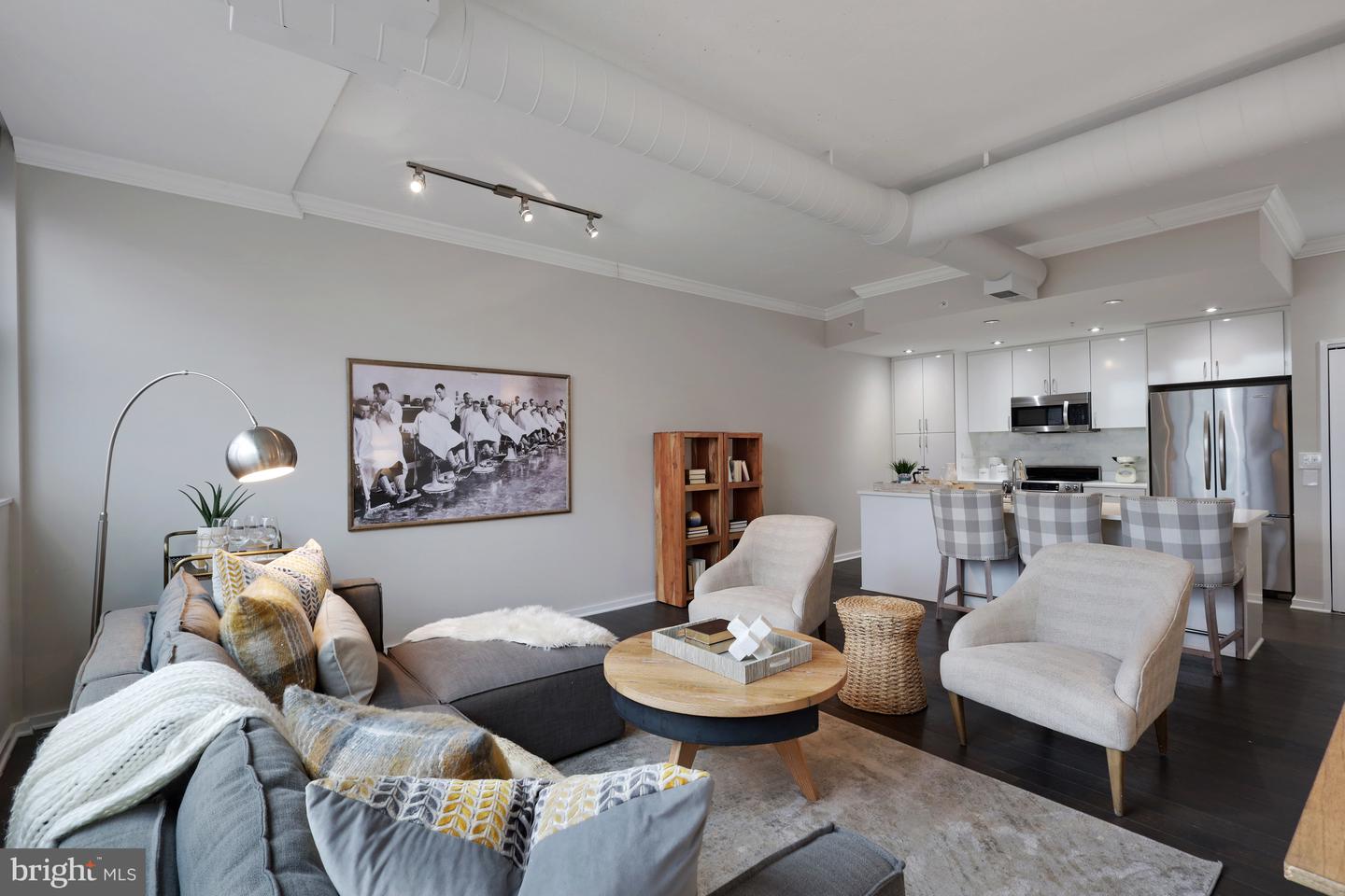 3409 Wilson Blvd #204