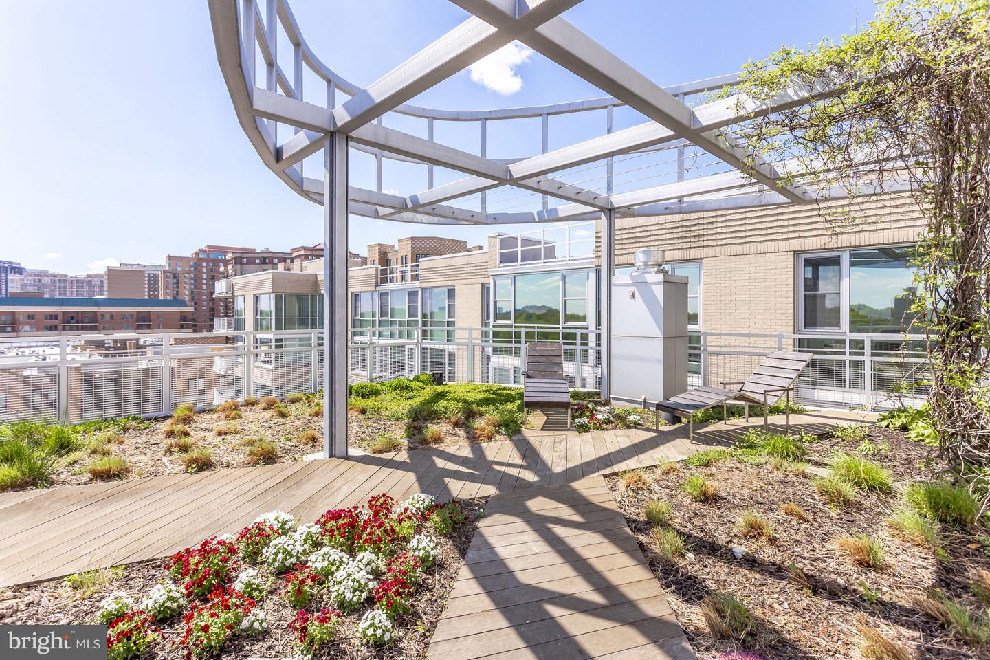 3409 Wilson Blvd #204