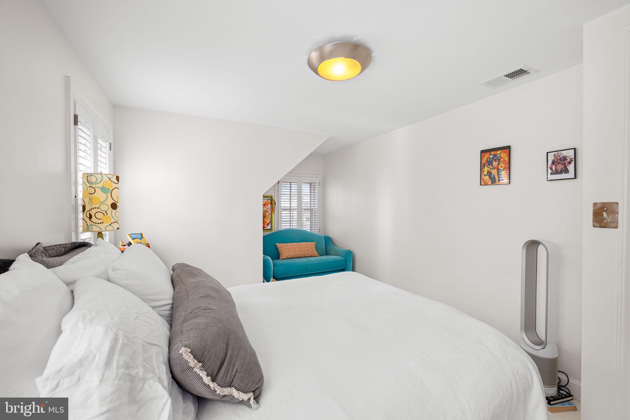 920 26TH PL S
